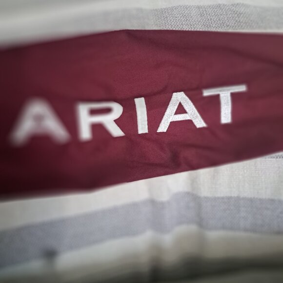 Ariat Boys Burgundy Team Logo Long Sleeve Western Shirt M 10-12 - Picture 5 of 9